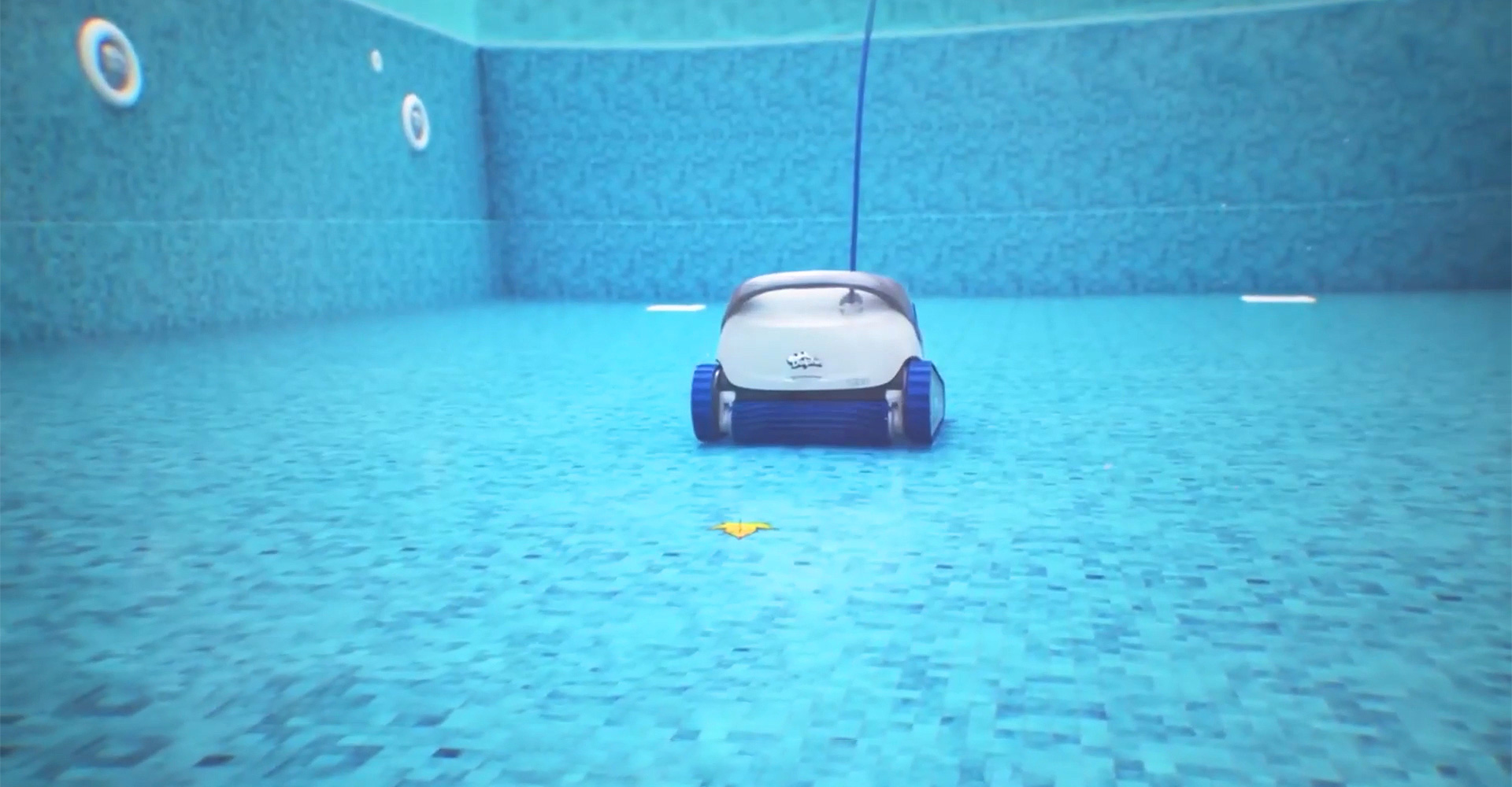 Robotisk poolrengörare